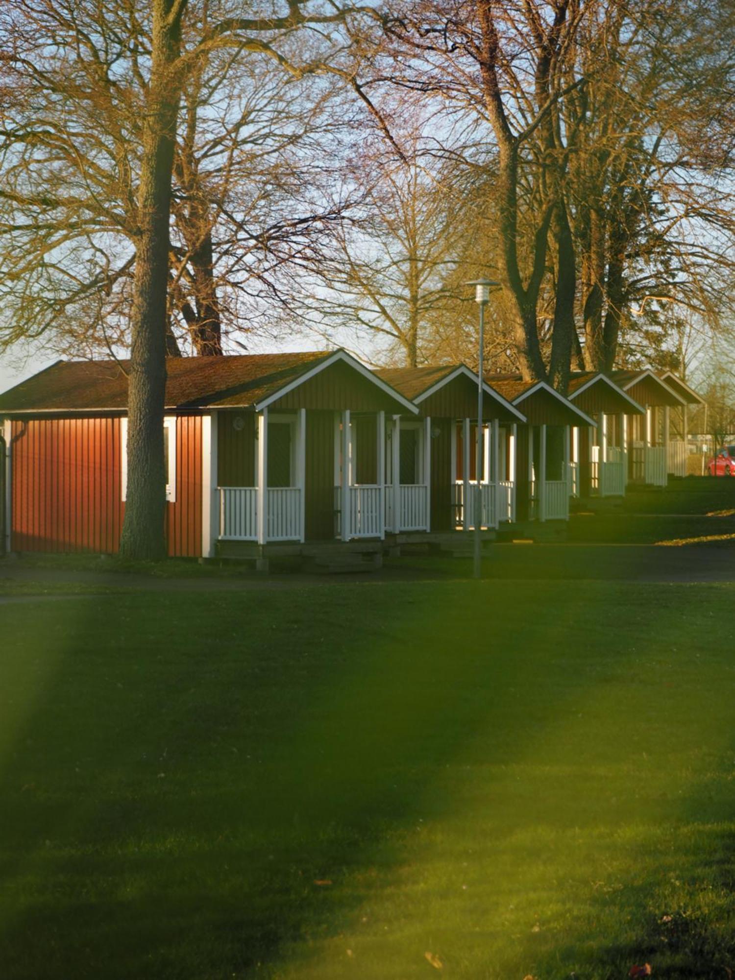 Skara Stads-Camping & Stugby Zewnętrze zdjęcie